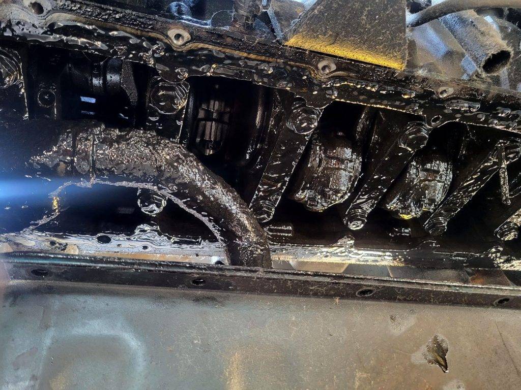 Expert Heavy Duty Truck Repair Services | Reliable Mechanic in Indianapolis | Heavy Duty Truck & Transmission Services, LLC